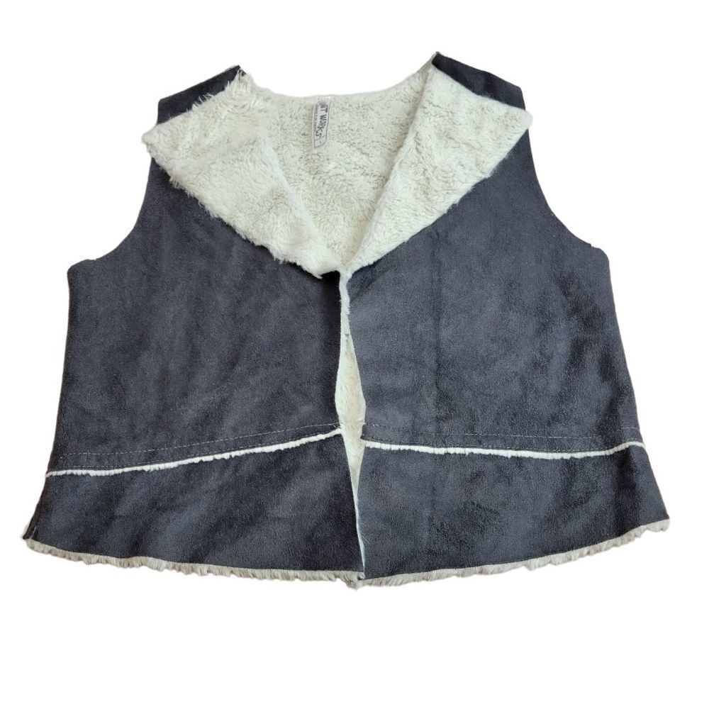 Knitworks faux fur vest L